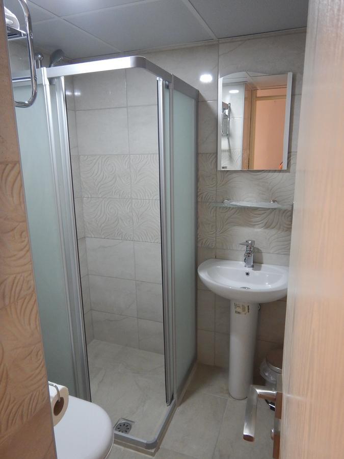 Ipek Hotel Balıkesir Екстериор снимка